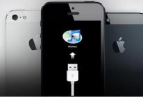 Iphone 4s on poistettu käytöstä, muodosta yhteys iTunesiin